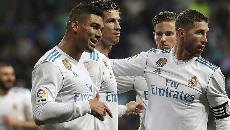 2e8286eb623a8ada8892c8c44b2edecd-psg-real-madrid-ne-bat-pas-le-real-avec-des-fumigenes-previent-la-presse-espagnole