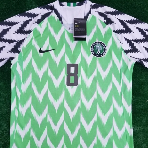 m_5ae07e5dd39ca2be38ff48c0