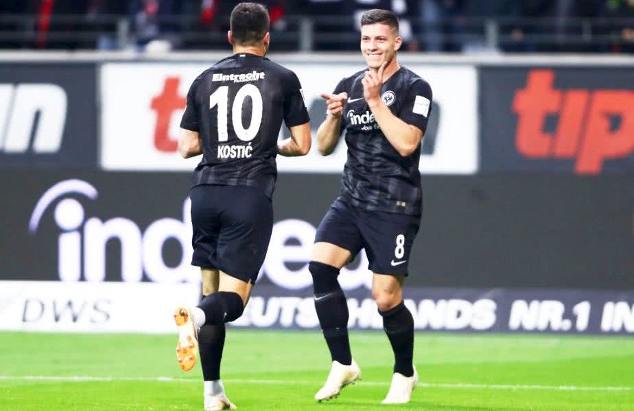 Luka Jovic a intrat în istoria Bundesliga cu cele 5 goluri marcate în meciul cu Dusseldorf