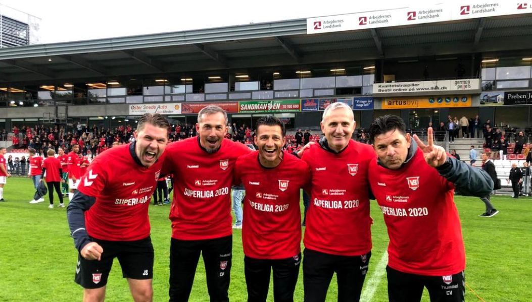 Costel Gâlcă a promovat în prima ligă din Danemarca! Bucuria din vestiar. Video. Sursă foto: facebook.com