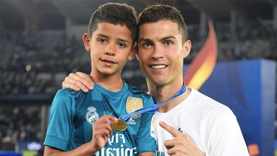 Motivul trist pentru care Cristiano Ronaldo Jr. e batjocorit de colegii săi . Sursă foto: goal.com