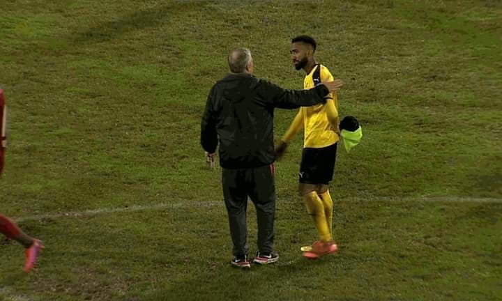 Dan Petrescu a vorbit cu posibilul înlocuitor al lui Omrani după CFR - KUPS. Sursă foto: looksport.ro