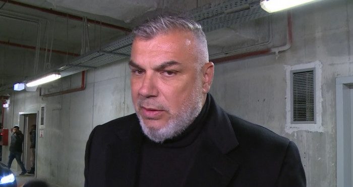 Cosmin Olăroiu e de neoprit în Emiratele Arabe Unite Sursă foto: digisport.ro