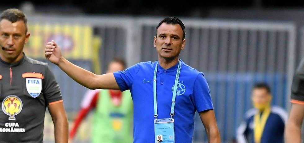 Toni Petrea s-a enervat la conferința de presă. Sursă foto: gsp.ro