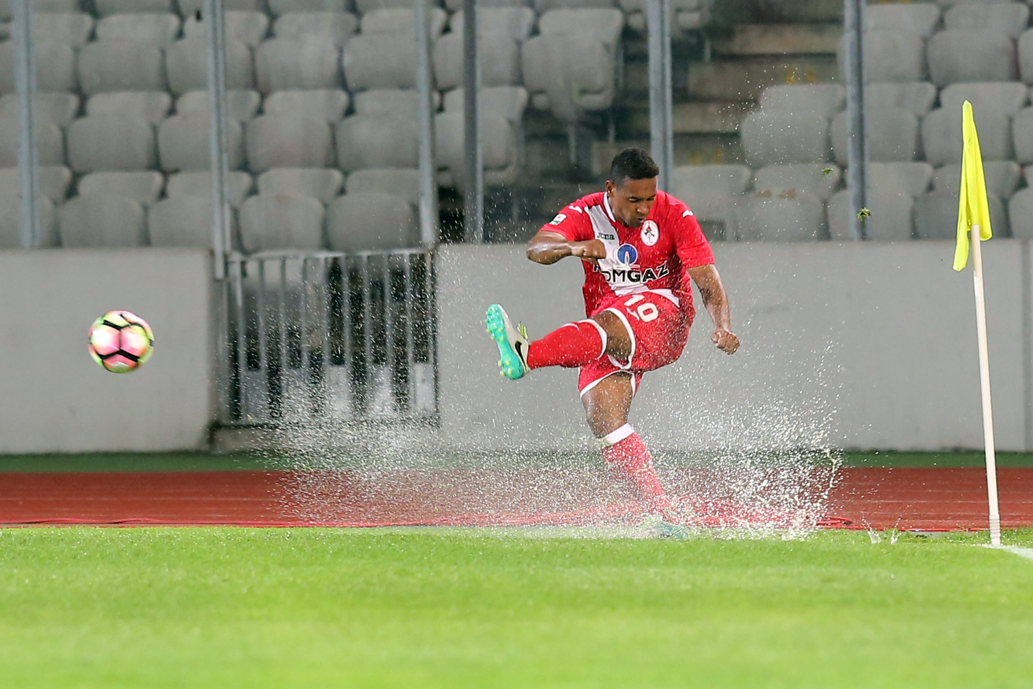 Eric De Oliveira. Sursă foto: sportpictures.eu