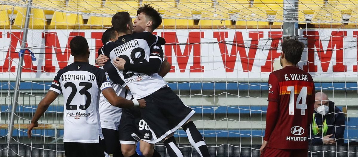 Notele primite de Man și Mihăilă după o nouă înfrângere a Parmei. Sursă foto: gsp.ro