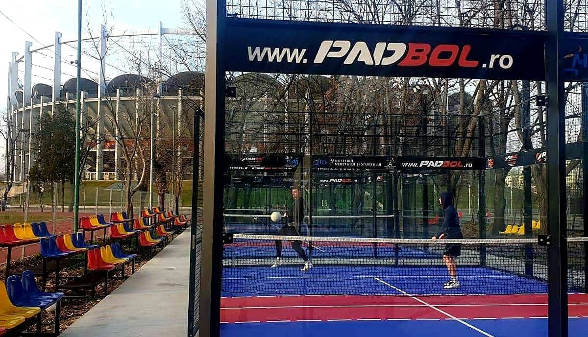 Ce este padbolul, sportul care a cuprins și România. Sursă foto: padbol.ro