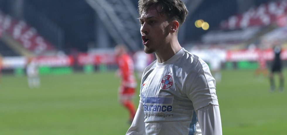 Laude pentru Andrei Istrate după debutul în Liga 1. Sursă foto: sportpictures.eu