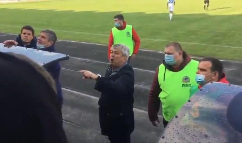 Mircea Lucescu s-a certat pe teren cu fanii. Video. Sursă foto: digisport.ro