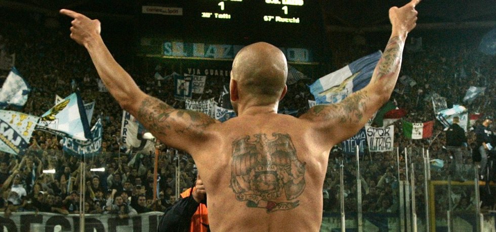 QUIZ al fotbaliștilor care au fost la închisoare. Sursă foto: goal.com