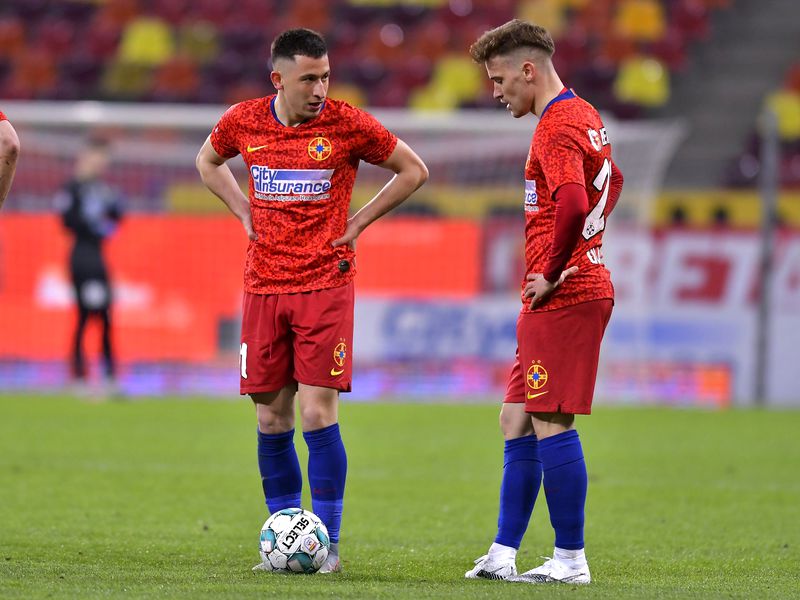 Darius Olaru și Olimpiu Moruțan. Sursă foto: sportpictures.eu