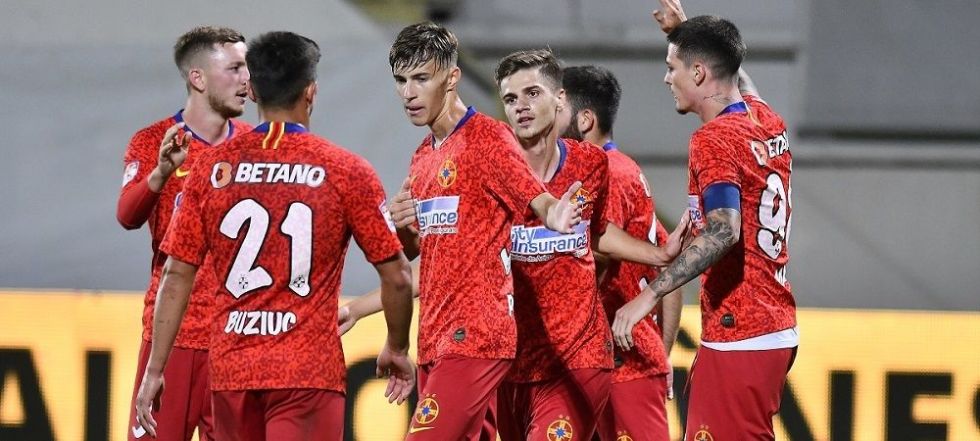 FCSB bate tot în amicale. Sursă foto: gsp.ro