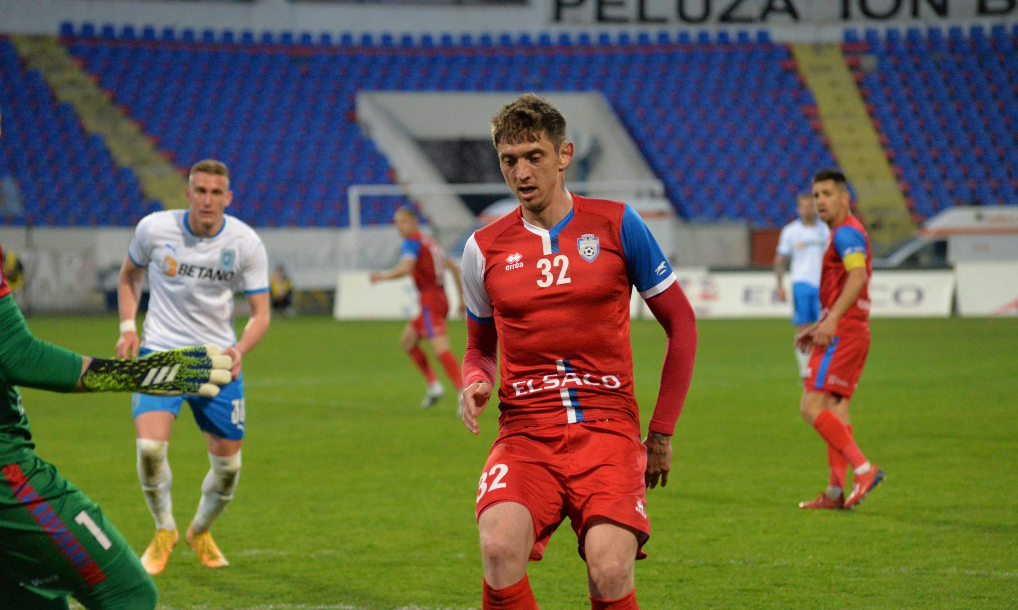 „Șeroni nu pleacă liber de contract la FCSB!”. Sursă foto: sporptictures.eu