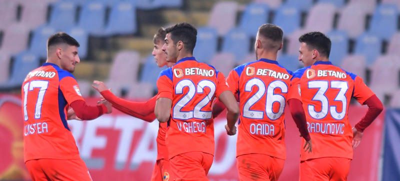 FCSB ia în cantonament un portar de 14 ani. Sursă foto: sportpictures.eu