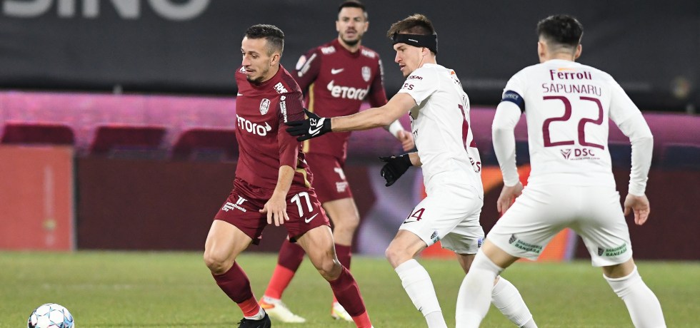 3 accidentări pentru Rapid în prima repriză cu CFR. Mutu nu a mai putut schimba în a doua parte. Sursă foto; sportpictures.eu