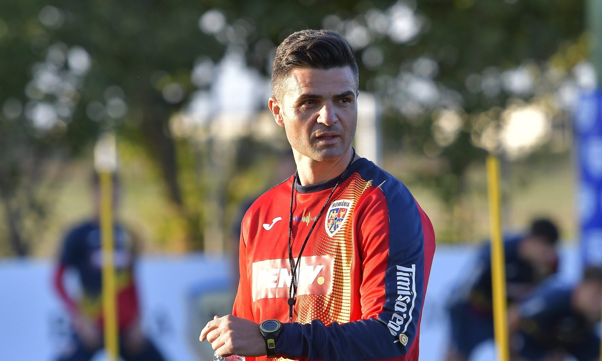 Răzvan Burleanu nu exclude înlocuirea lui Florin Bratu la naționala României U21. Sursă foto: sportpictures.eu