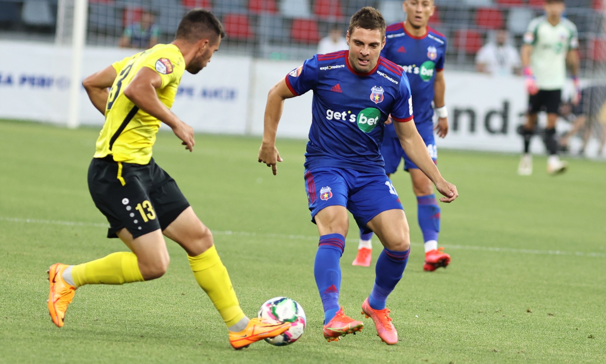 CSA Steaua a mai bifat un transfer din prima ligă. Sursă foto: sportpictures.eu