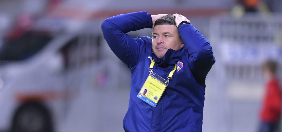 Daniel Opriţa pune tunurile pe jucători după CSA Steaua – Csikszereda 0-4. Sursă foto: sportpictures.eu
