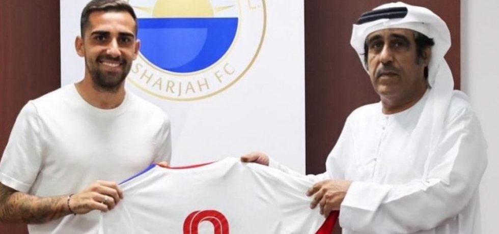 Echipa lui Cosmin Olăroiu, Al Sharjah, a anulat contractul lui Paco Alcacer. Sursă foto: digisport.ro