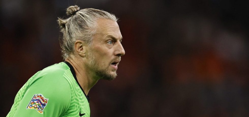 Remko Pasveer ar putea juca la Campionatul Mondial din 2022, la 39 de ani. Sursă foto: goal.com
