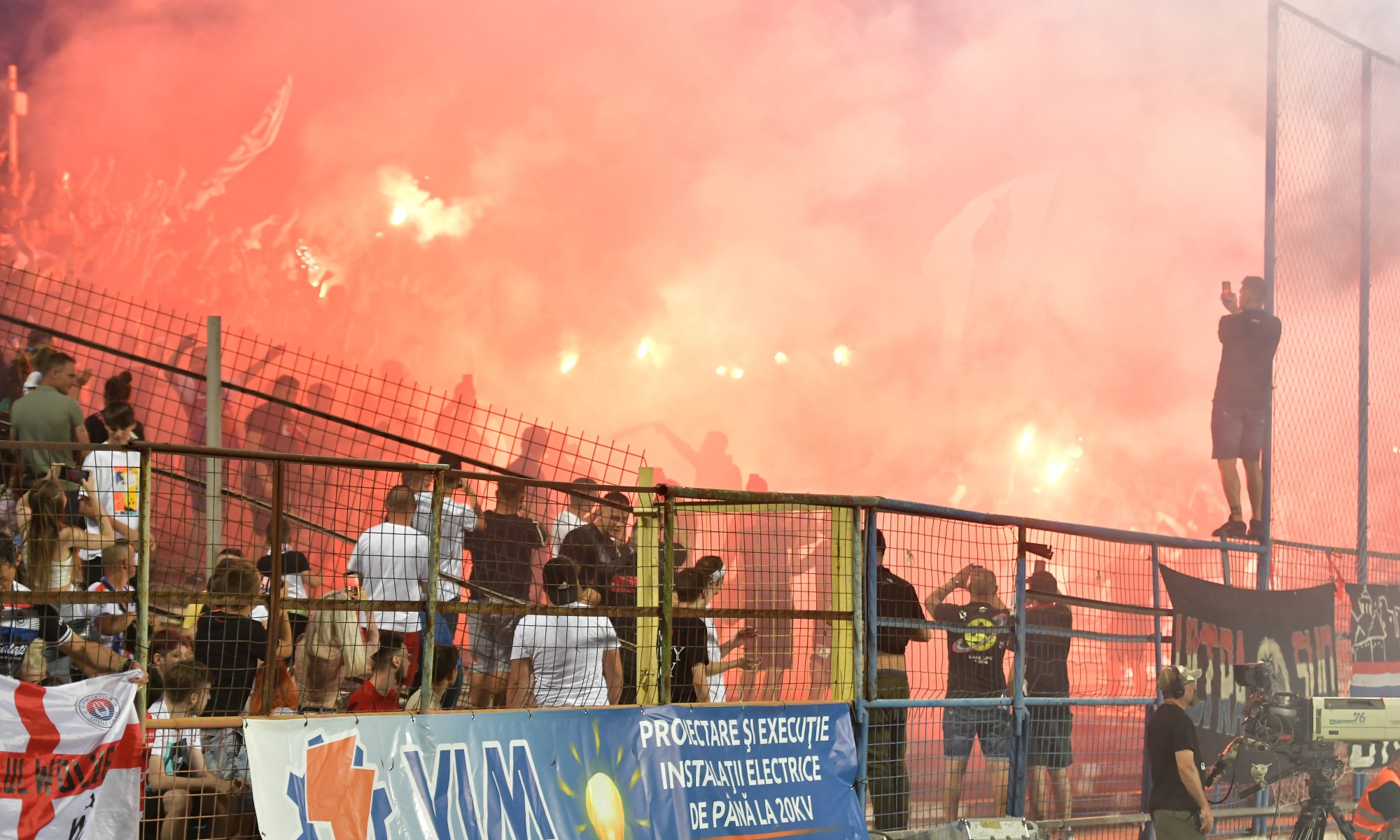 Oțelul – FCSB, întrerupt dintr-un motiv incredibil. Sursă foto: sportpictrues.eu