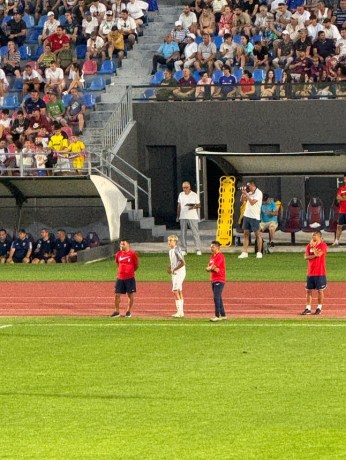 Nicolas Pena la marginea terenului